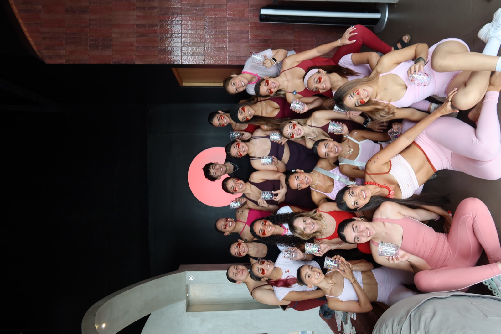 Comunidad de Veintitrés Wellness Social Club